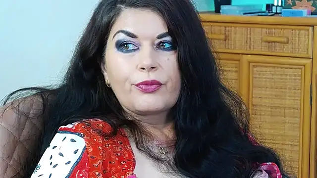 Snapshot of EllenGrace chatting on 11-28-25, 09:01 EllenGrace online show from 11-28-25, 09:01