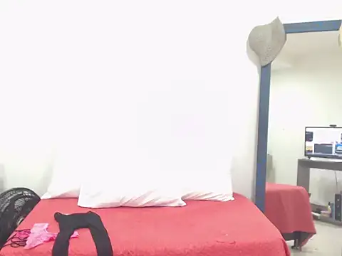 CanellaHotx online show from 03-10-25, 06:01