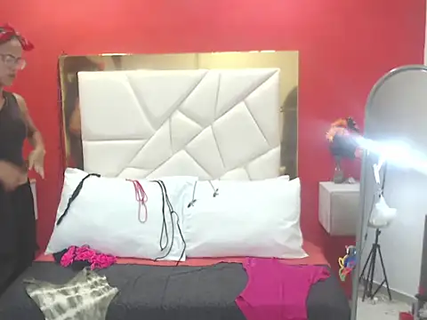 CanellaHotx online show from 10-14-25, 03:02