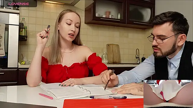 Snapshot of luxmuur chatting on 12-06-24, 01:33 luxmuur online show from 12-06-24, 01:33