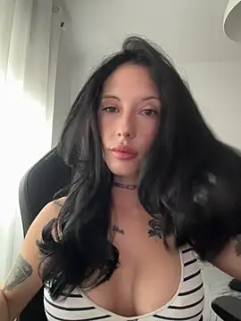 BellaGiaxx online show from 12-02-25, 10:42