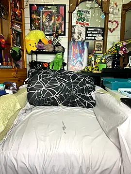 Snapshot of TrenaAnne chatting on 09-30-25, 07:52 TrenaAnne online show from 09-30-25, 07:52