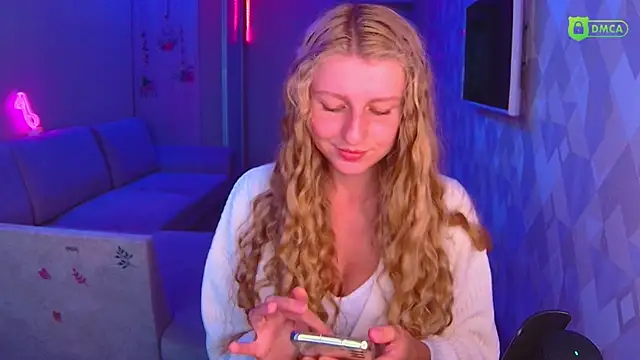 AmaliaQueen online show from 09-27-25, 02:44