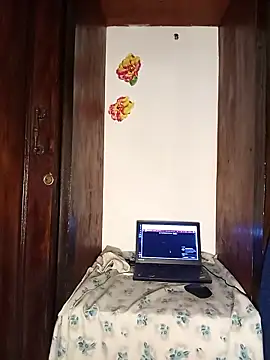 The-Peach-Flexer online show from 11-30-25, 08:57