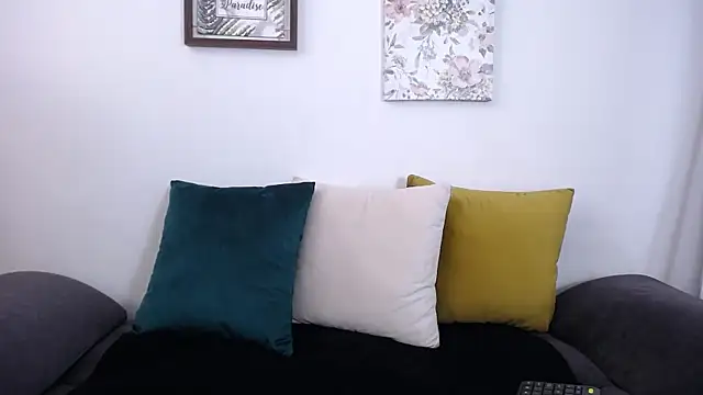 JainaRogers online show from 04-24-26, 05:15