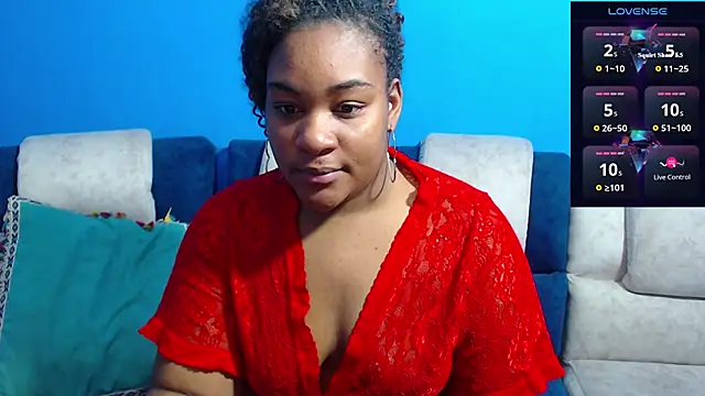 Snapshot of the_pearl199 chatting on 12-11-24, 02:19 the pearl199 online show from 12-11-24, 02:19