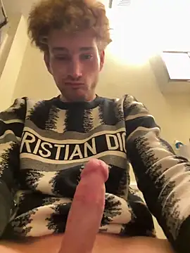 Snapshot of CreamyAustin chatting on 11-27-25, 11:40 CreamyAustin online show from 11-27-25, 11:40