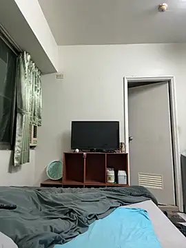 Snapshot of Miller_76 chatting on 03-04-26, 04:35 Miller 76 online show from 03-04-26, 04:35