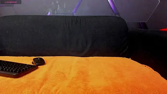 RileyLanna online show from 03-08-25, 09:39