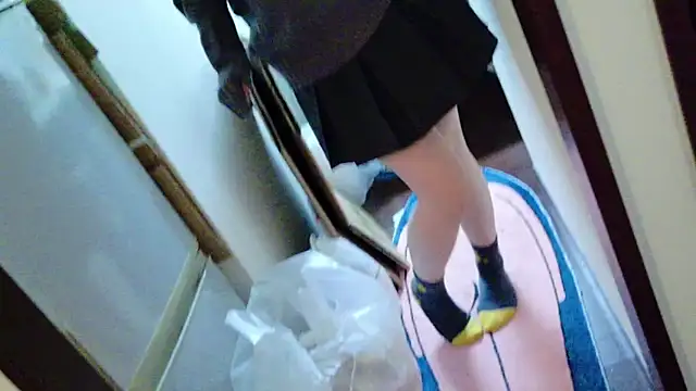 Snapshot of POCARI_SWEAT chatting on 01-22-25, 01:21 POCARI SWEAT online show from 01-22-25, 01:21