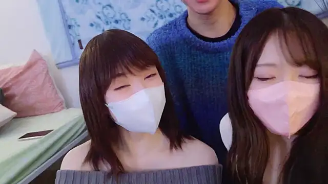 Snapshot of POCARI_SWEAT chatting on 02-10-25, 01:11 POCARI SWEAT online show from 02-10-25, 01:11