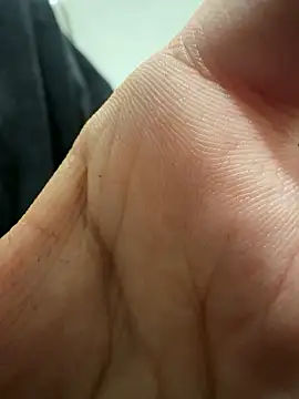 Snapshot of POCARI_SWEAT chatting on 10-10-25, 05:28 POCARI SWEAT online show from 10-10-25, 05:28