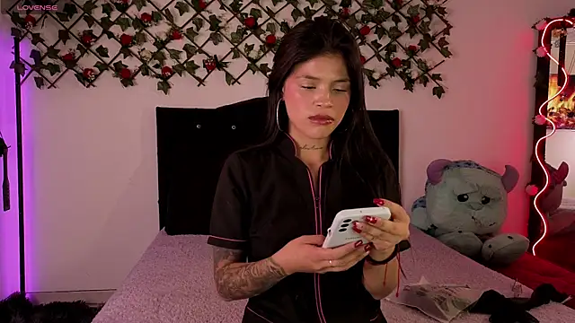 Alaia Asuka online show from 10-07-25, 11:35