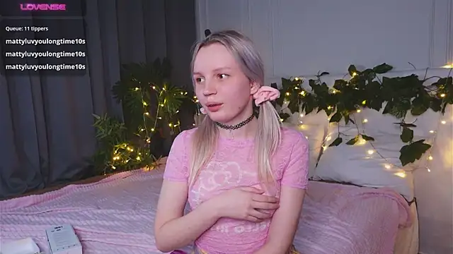 Beatrica Klein online show from 03-01-25, 05:38