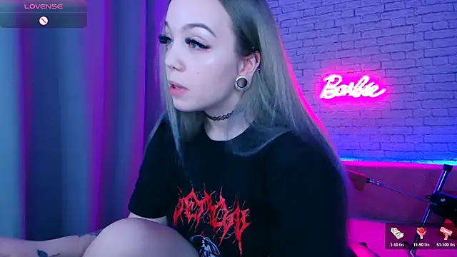 Snapshot of -Stacyy- chatting on 01-31-25, 04:25 -Stacyy- online show from 01-31-25, 04:25