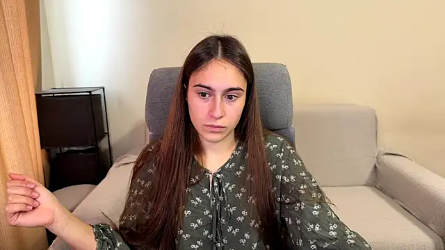 AliceKolltt online show from 10-19-25, 12:17