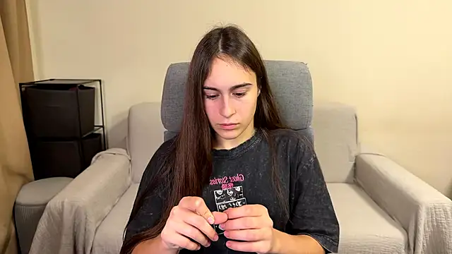 AliceKolltt online show from 11-05-25, 05:24