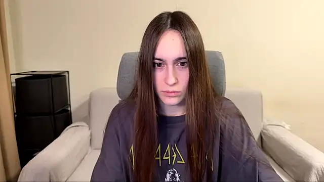 AliceKolltt online show from 04-08-26, 08:20