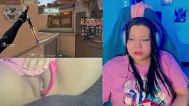 Snapshot of crystal7u7 chatting on 02-27-25, 04:31 crystal7u7 online show from 02-27-25, 04:31