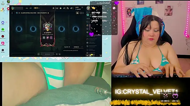 Snapshot of crystal7u7 chatting on 09-10-25, 08:31 crystal7u7 online show from 09-10-25, 08:31