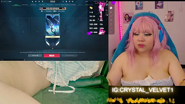 Snapshot of crystal7u7 chatting on 09-19-25, 08:09 crystal7u7 online show from 09-19-25, 08:09