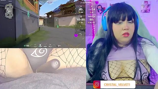 Snapshot of crystal7u7 chatting on 10-29-25, 08:43 crystal7u7 online show from 10-29-25, 08:43