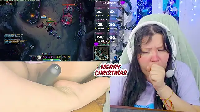 Snapshot of crystal7u7 chatting on 12-19-25, 12:34 crystal7u7 online show from 12-19-25, 12:34