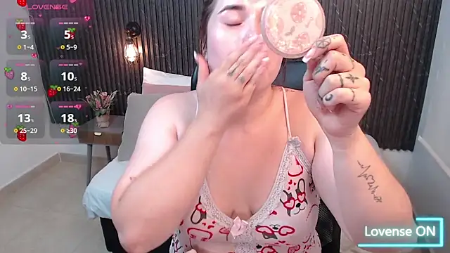 Aabby lee online show from 12-15-25, 07:40