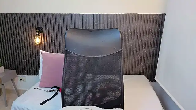 Aabby lee online show from 03-27-26, 07:24