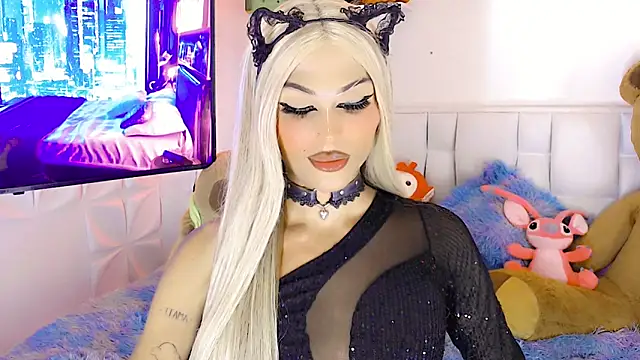 Snapshot of amal_baddell chatting on 02-09-25, 10:20 amal baddell online show from 02-09-25, 10:20