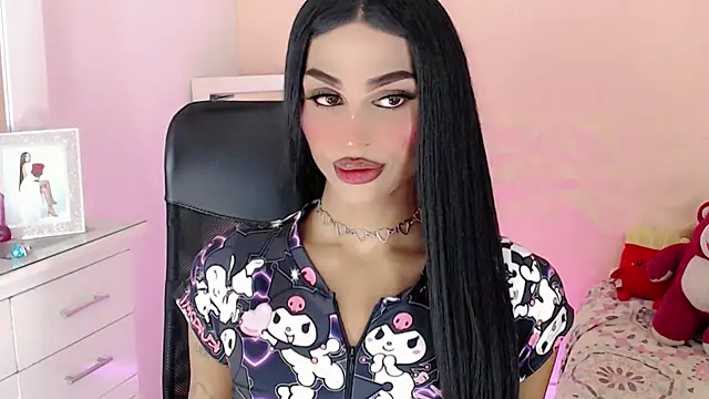 Snapshot of amal_baddell chatting on 10-20-25, 07:20 amal baddell online show from 10-20-25, 07:20