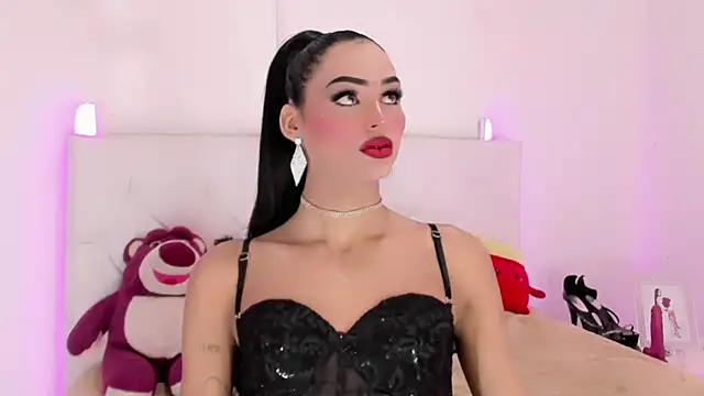 Snapshot of amal_baddell chatting on 11-14-25, 04:44 amal baddell online show from 11-14-25, 04:44