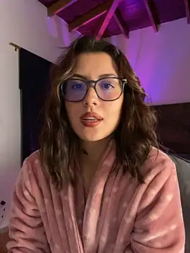 EmaSaenz online show from 02-01-25, 11:48