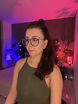 EmaSaenz online show from 02-26-26, 11:04