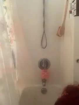 Snapshot of CountessXRed chatting on 09-30-25, 08:52 CountessXRed online show from 09-30-25, 08:52