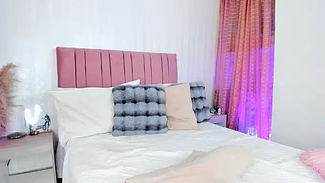 Snapshot of kath_rosee1 chatting on 02-21-25, 03:01 kath rosee1 online show from 02-21-25, 03:01