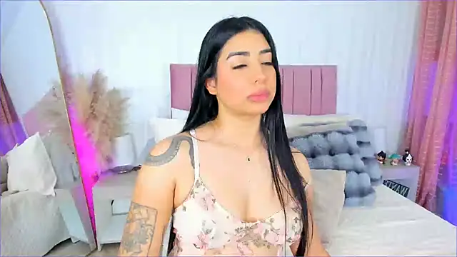 Snapshot of kath_rosee1 chatting on 03-09-25, 03:11 kath rosee1 online show from 03-09-25, 03:11