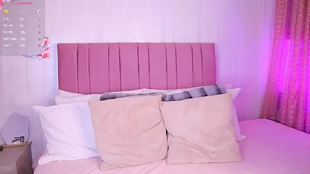 Snapshot of kath_rosee1 chatting on 10-14-25, 07:36 kath rosee1 online show from 10-14-25, 07:36