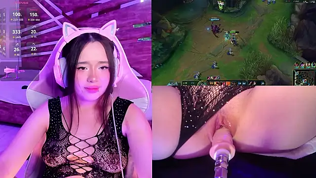 Ashley sa online show from 03-10-26, 09:20