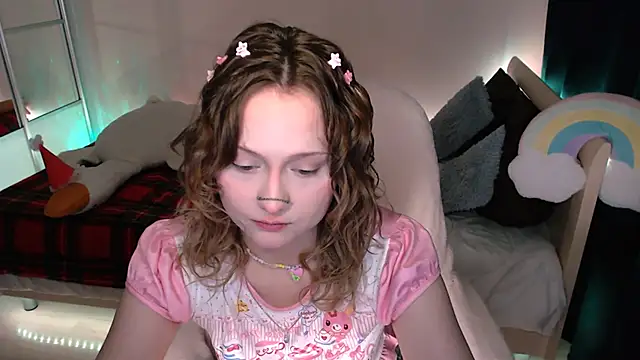 Snapshot of MariaMango chatting on 12-08-24, 11:19 MariaMango online show from 12-08-24, 11:19