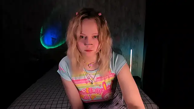 Snapshot of MariaMango chatting on 02-11-25, 11:33 MariaMango online show from 02-11-25, 11:33