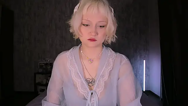 Snapshot of MariaMango chatting on 09-14-25, 11:15 MariaMango online show from 09-14-25, 11:15