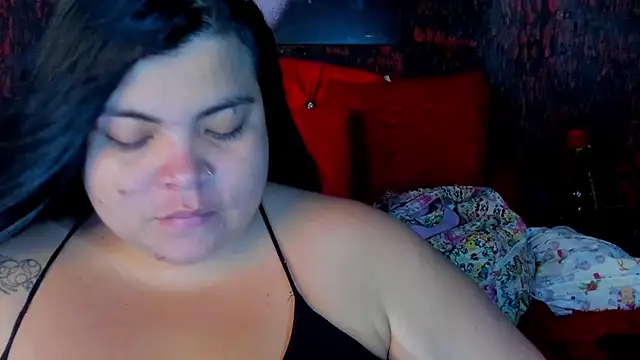 Snapshot of sobigcurvy4u chatting on 12-18-24, 07:08 sobigcurvy4u online show from 12-18-24, 07:08