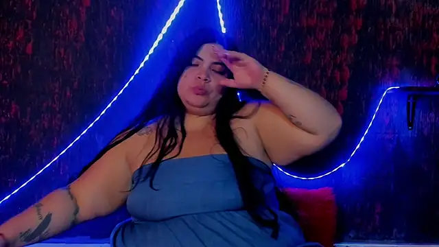 Snapshot of sobigcurvy4u chatting on 12-22-24, 07:10 sobigcurvy4u online show from 12-22-24, 07:10