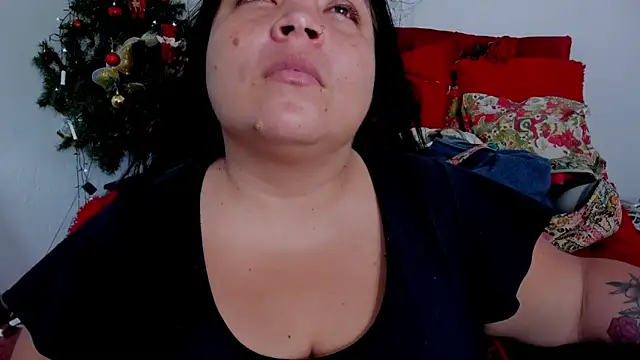 Snapshot of sobigcurvy4u chatting on 01-07-25, 07:06 sobigcurvy4u online show from 01-07-25, 07:06