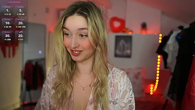 Alexis   Texas online show from 03-21-25, 07:13