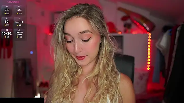 Alexis   Texas online show from 10-03-25, 06:16