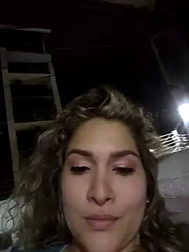 Sara smiiith211 online show from 12-22-24, 05:01