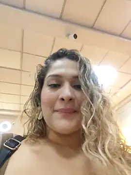 Sara smiiith211 online show from 03-16-25, 12:45