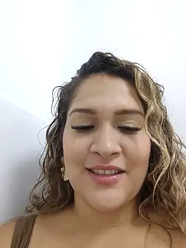 Sara smiiith211 online show from 03-16-25, 03:47